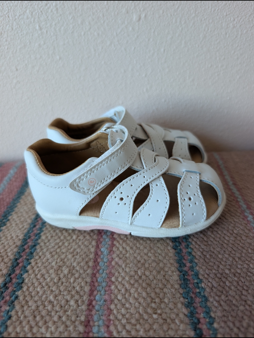 Stride Rite White Leather Toddler Sandals - Picture 5 of 7